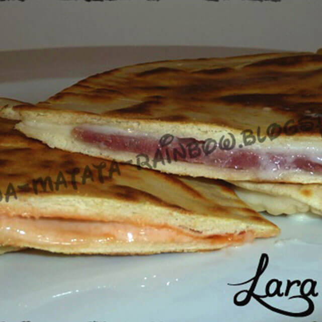 Crescioni o cassoni romagnoli